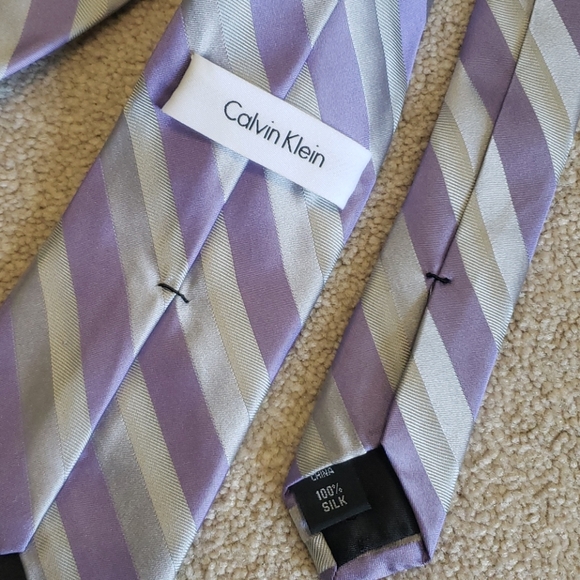 Calvin Klein Tie - Picture 4 of 4